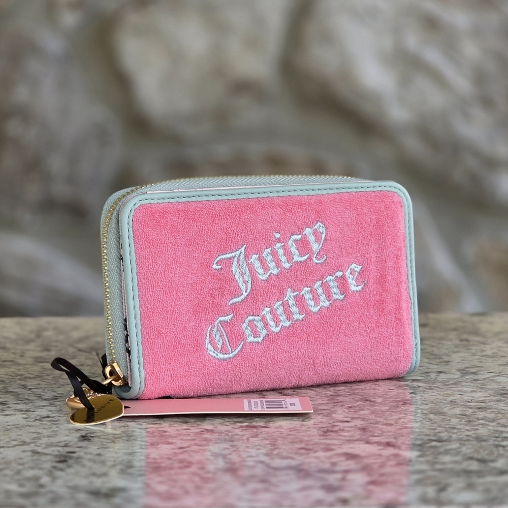 Juicy Couture Gelato On The Beach Bifold Wallet